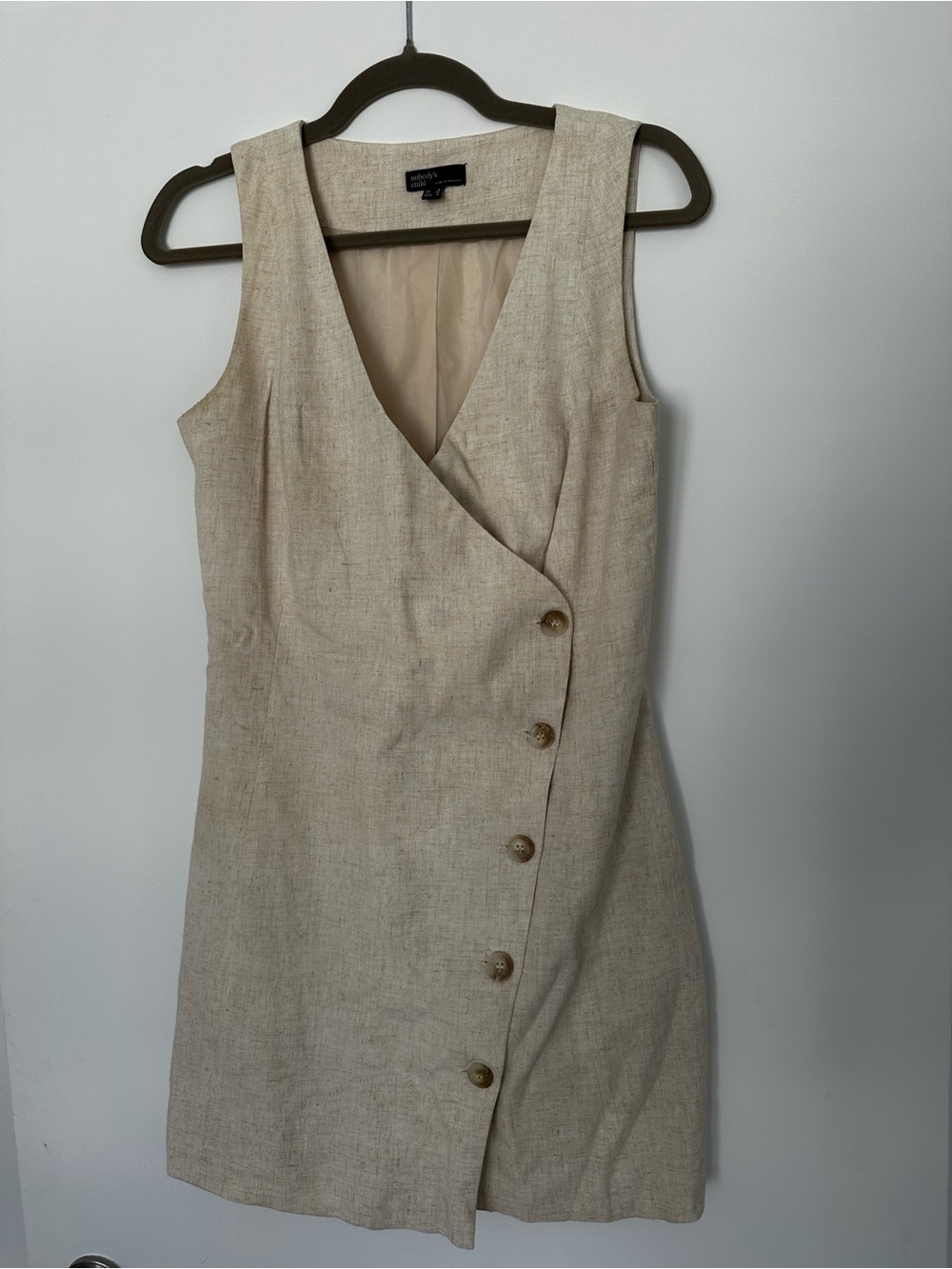 Sleeveless V-Neck Button-Front Mini Dress in Cream - Picture 6 of 11
